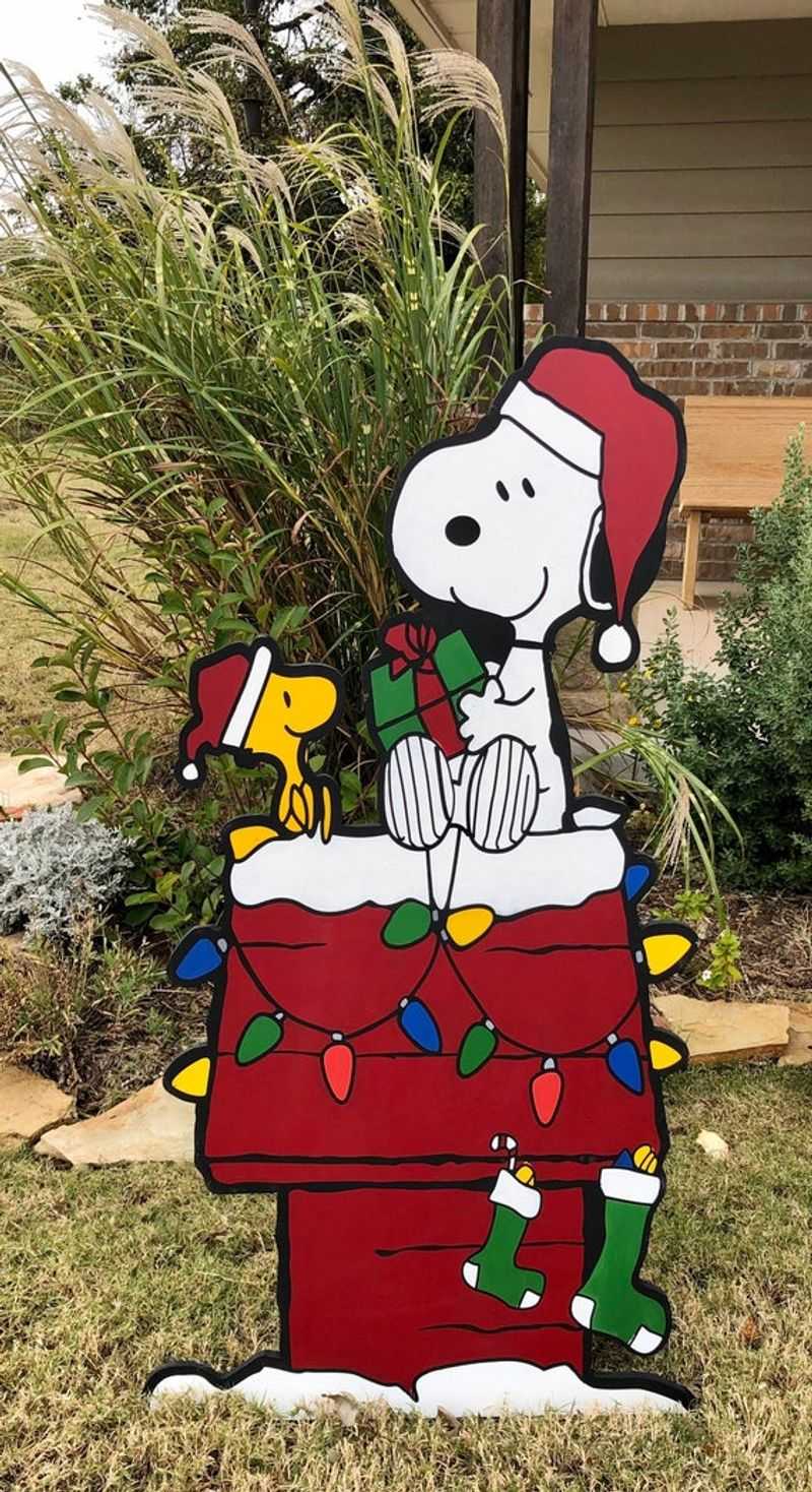 Snoopy's Christmas Traditions