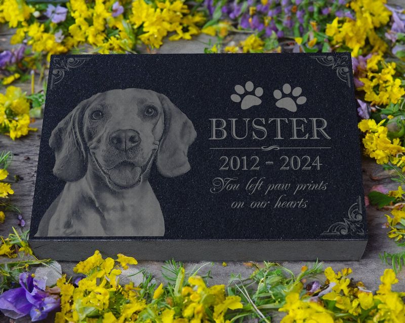 Create a Personalized Headstone