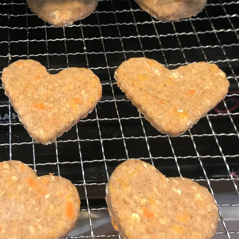 Apple Carrot Biscuits